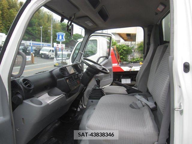 Hino DUTRO 2018-07 296715-13