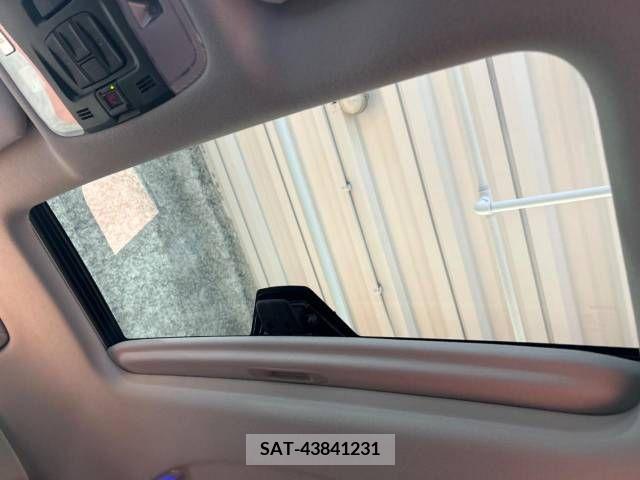 Toyota ALPHARD 2021-11 279781-2