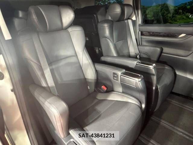 Toyota ALPHARD 2021-11 279781-9