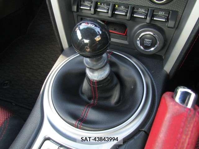 Toyota 86 2012-09 258568-10