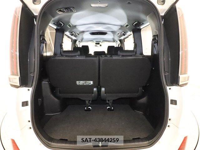 Toyota NOAH 2017-08 229999-8