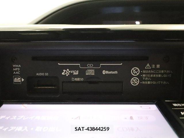Toyota NOAH 2017-08 229999-18
