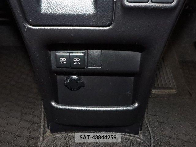Toyota NOAH 2017-08 229999-14