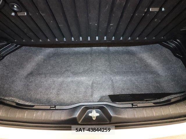 Toyota NOAH 2017-08 229999-10