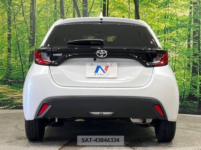 Toyota YARIS 2023-02 325752-15