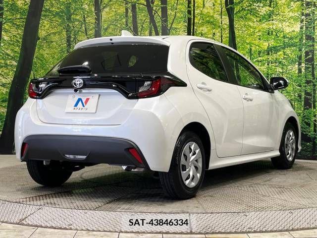 Toyota YARIS 2023-02 325752-17