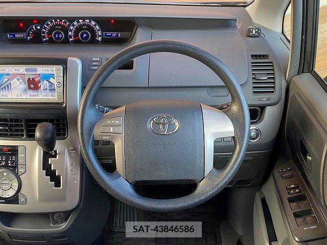 Toyota NOAH 2009-06 203830-13