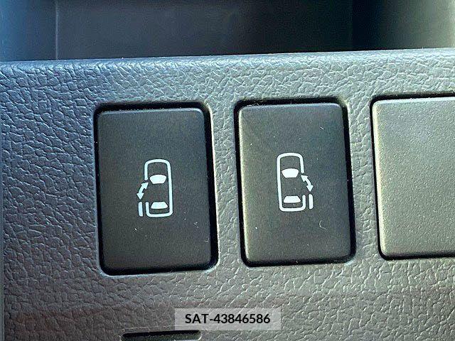 Toyota NOAH 2009-06 203830-15