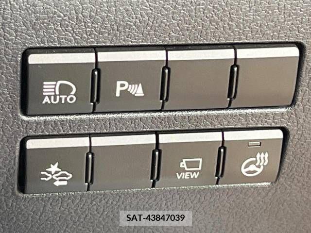 Lexus NX 2016-06 275559-7