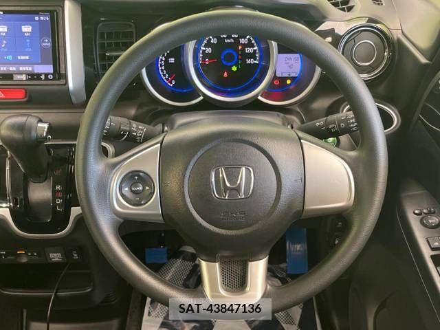 Honda N BOX CUSTOM 2017-01 306664-11
