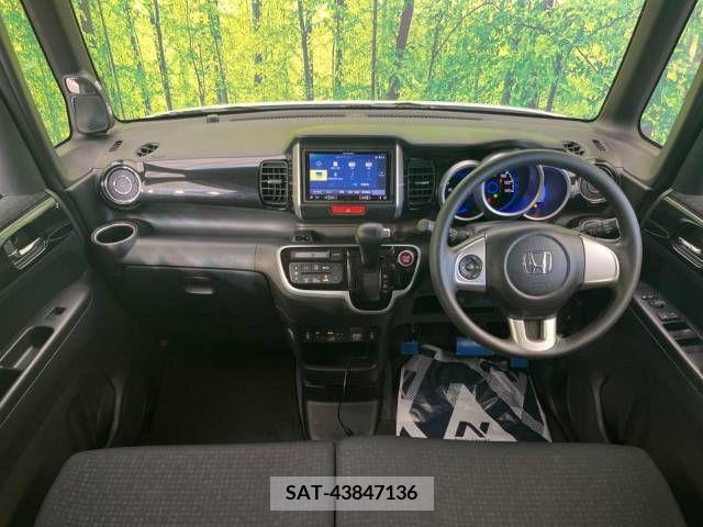 Honda N BOX CUSTOM 2017-01 306664-1