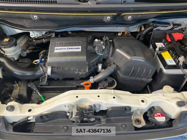 Honda N BOX CUSTOM 2017-01 306664-18