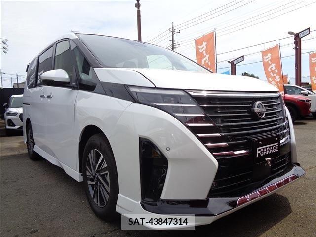 Nissan SERENA 2023-09 324944-1