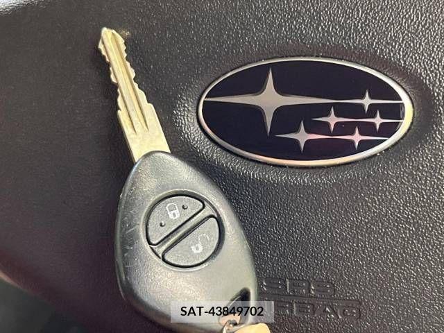 Subaru R1 2010-03 251591-7