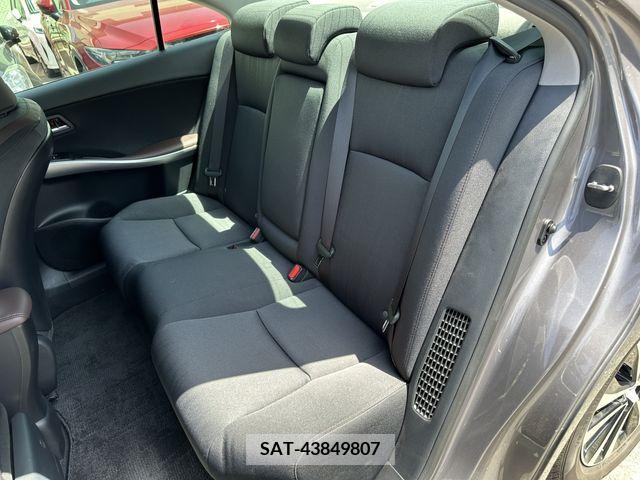 Toyota SAI 2017-05 284016-18