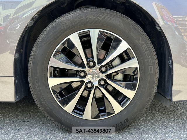 Toyota SAI 2017-05 284016-9