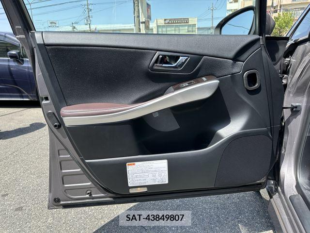 Toyota SAI 2017-05 284016-10