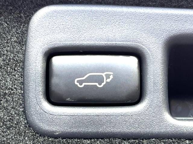 Toyota HARRIER 2018-03 191868-5
