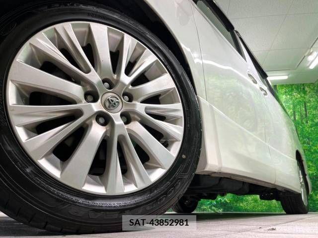Toyota ALPHARD 2012-10 299895-14