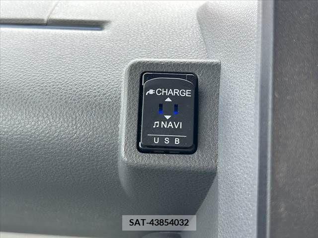 Daihatsu TANTO 2019-12 310489-25