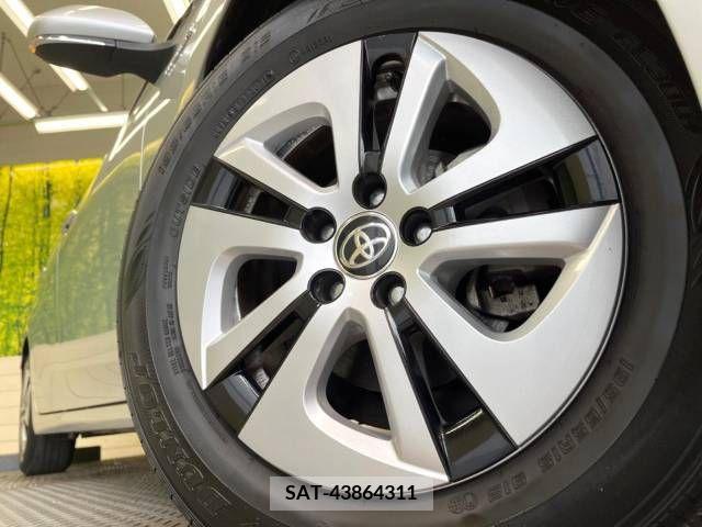 Toyota PRIUS 2016-06 227416-13