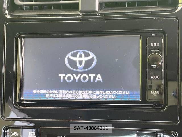 Toyota PRIUS 2016-06 227416-3