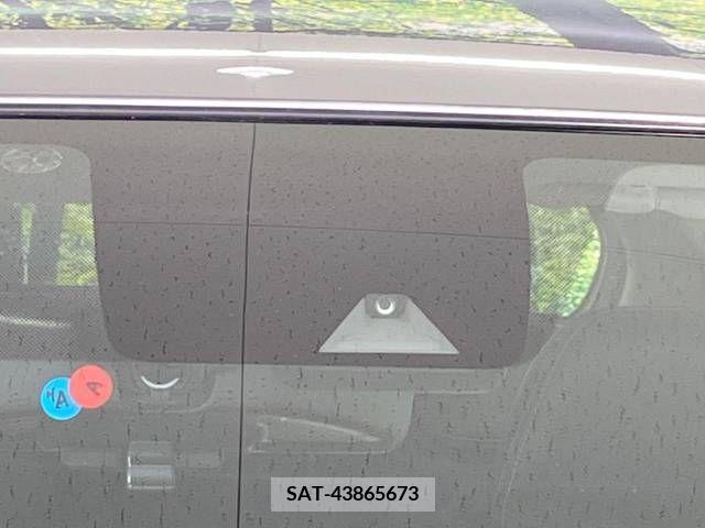 Nissan NOTE 2019-05 329530-3