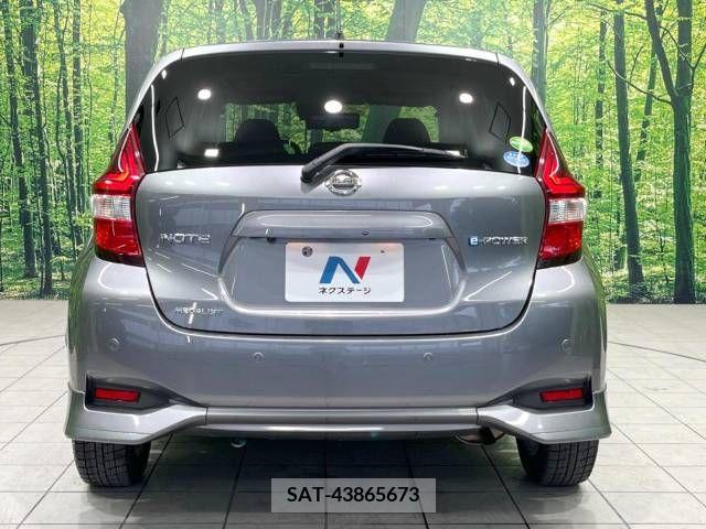 Nissan NOTE 2019-05 329530-15