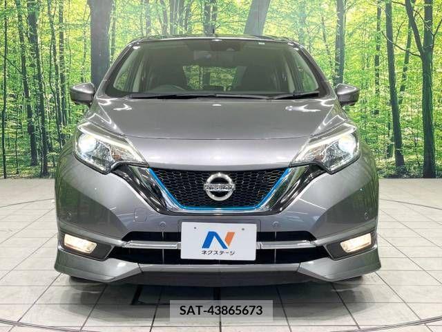 Nissan NOTE 2019-05 329530-14
