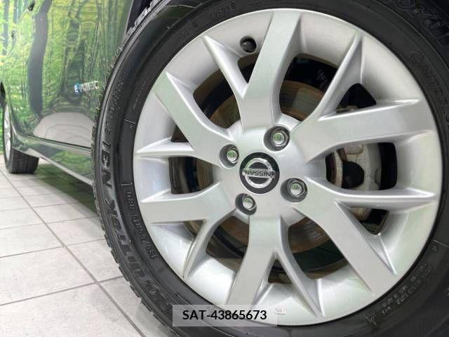 Nissan NOTE 2019-05 329530-13