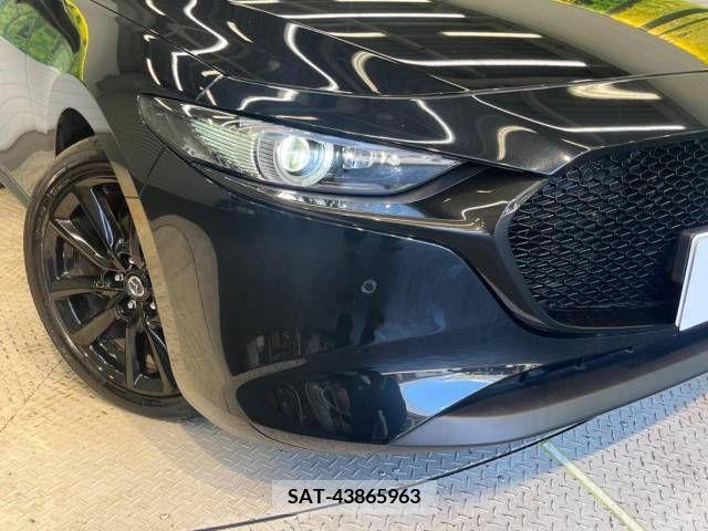 Mazda MAZDA3 2022-09 363277-12