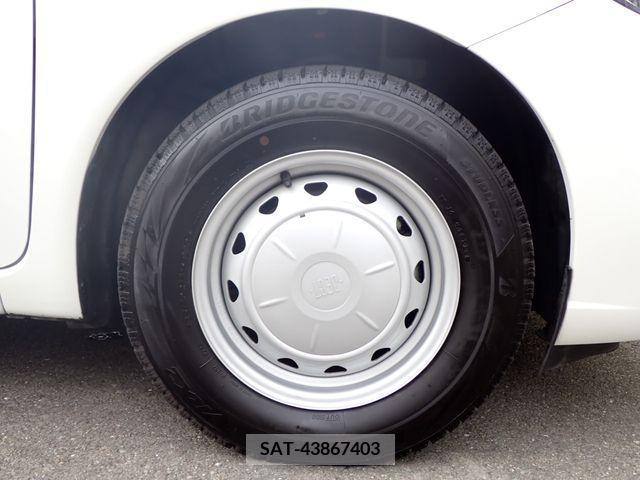 Nissan NOTE 2019-02 372176-22