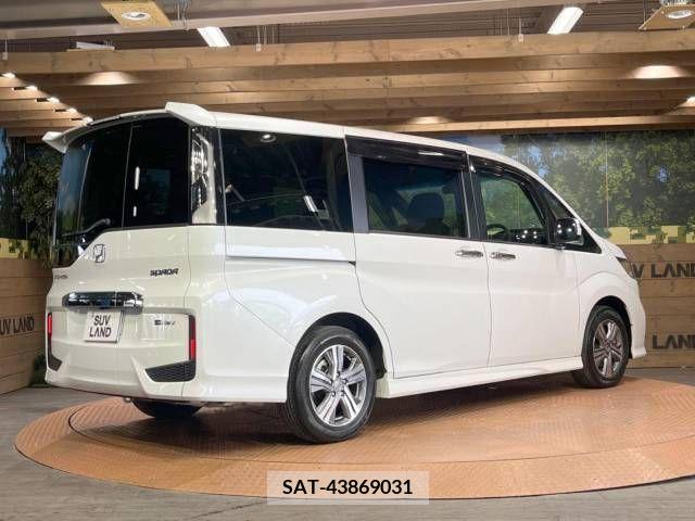 Honda e 2021-11 337880-18