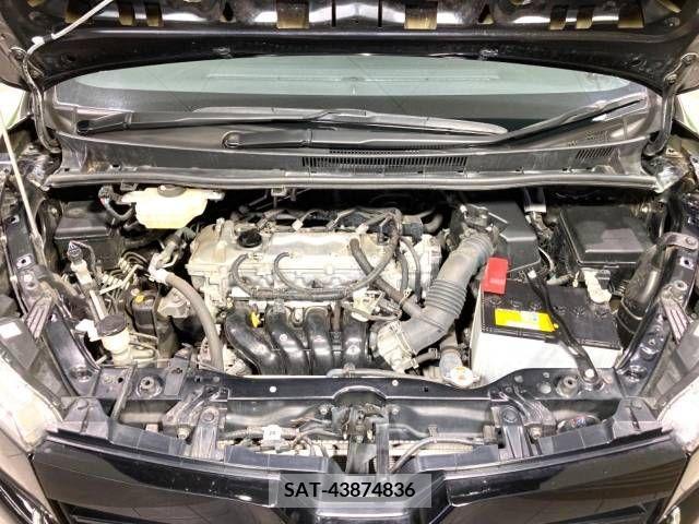Toyota VOXY 2019-09 208858-18