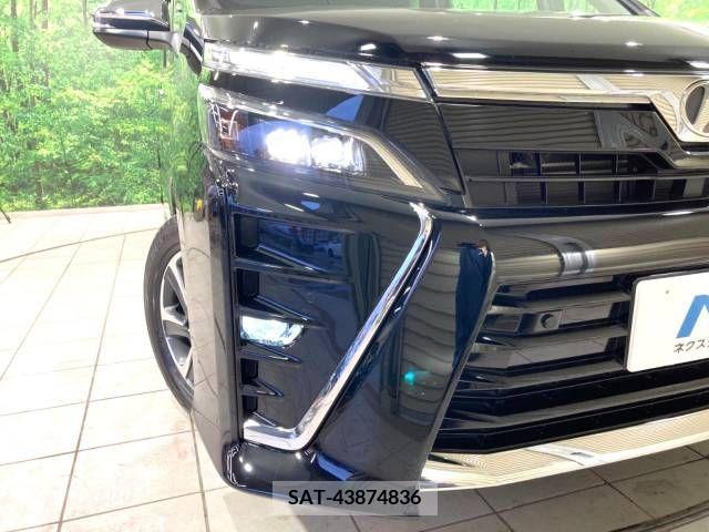 Toyota VOXY 2019-09 208858-11