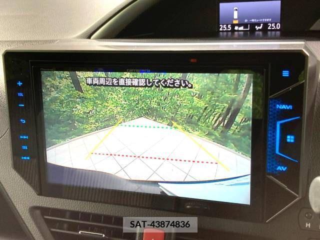 Toyota VOXY 2019-09 208858-4