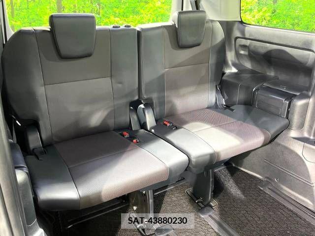 Toyota ESQUIRE 2015-06 297217-10