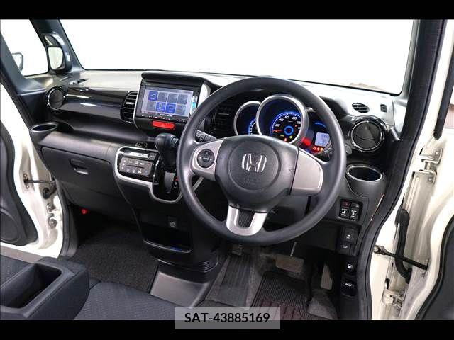 Honda N BOX CUSTOM 2015-06 306585-0