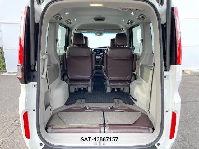 Honda STEP WGN 2019-09 352558-10