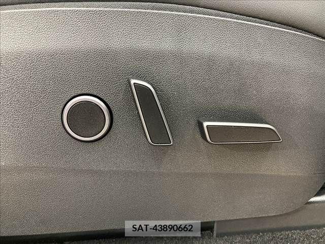 Tesla MODEL Y 2022-11 209872-8