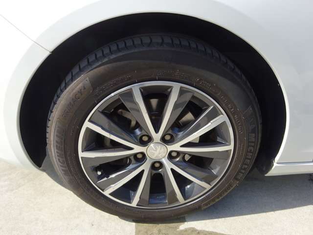 Peugeot 308 2017-01 17296-10