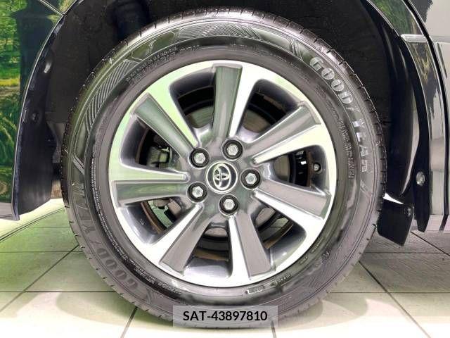 Toyota NOAH 2017-10 279473-13