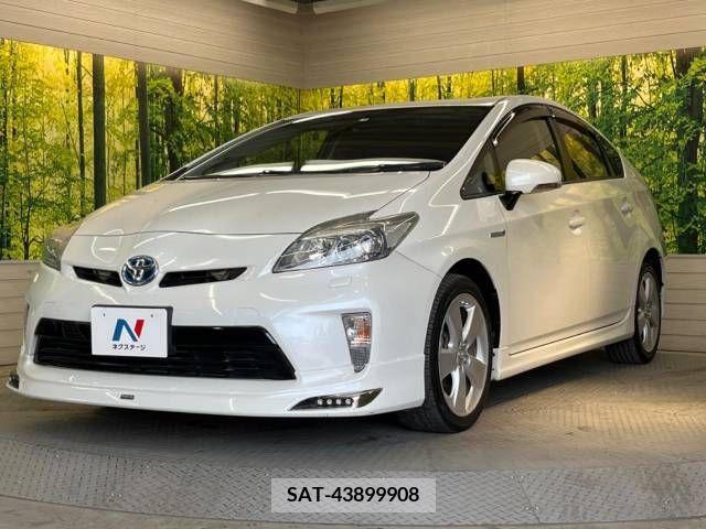 Toyota PRIUS 2013-09 366633-16