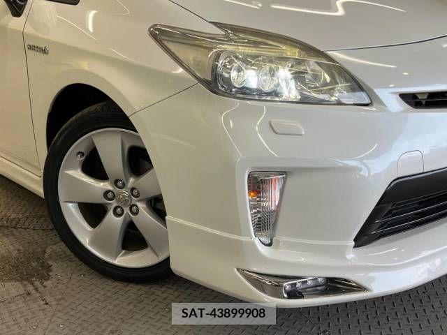 Toyota PRIUS 2013-09 366633-12