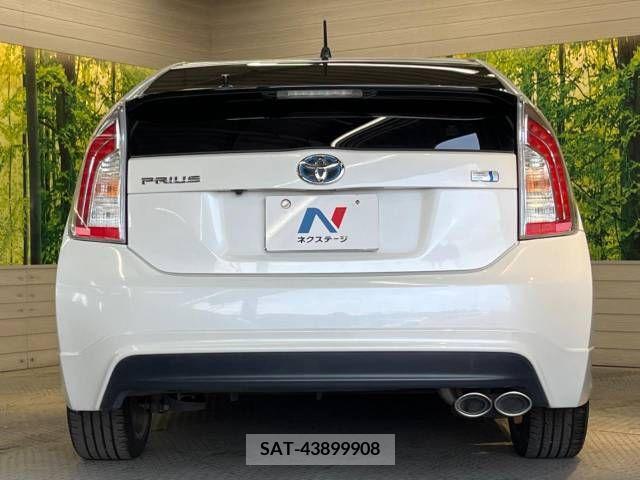 Toyota PRIUS 2013-09 366633-15