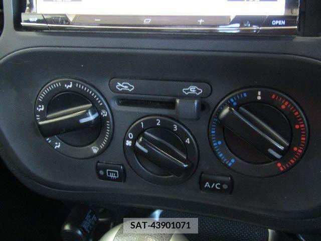 Nissan JUKE 2013-04 234893-14