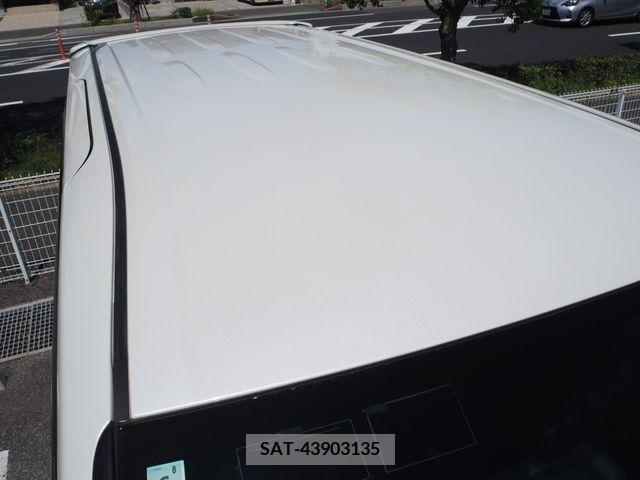 Toyota VOXY 2015-06 394946-27