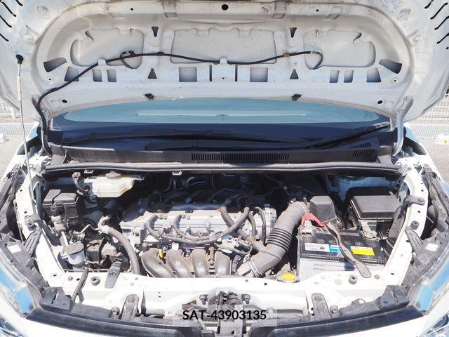 Toyota VOXY 2015-06 394946-26