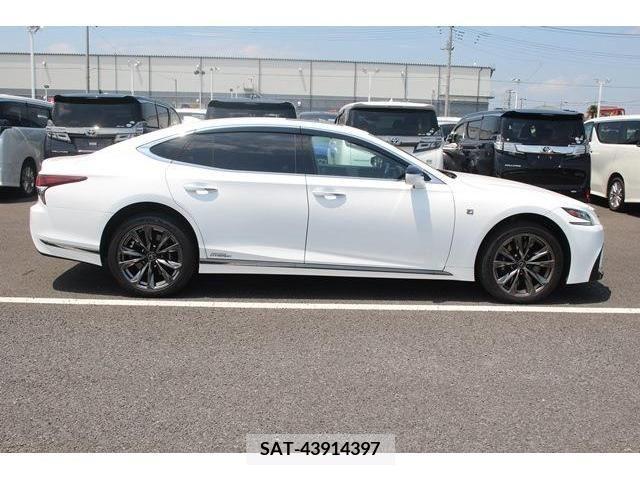 Lexus LS 2018-01 334413-9