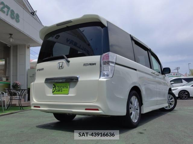 Honda STEP WGN 2010-09 324613-1